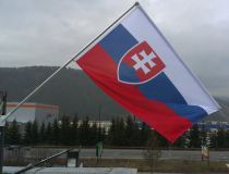 Vlajka na tyči s otočným ramenom Vlajka na tyči s otočným ramenom