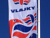 Vlajka na sklolaminátovom stožiari s otočným ramenom